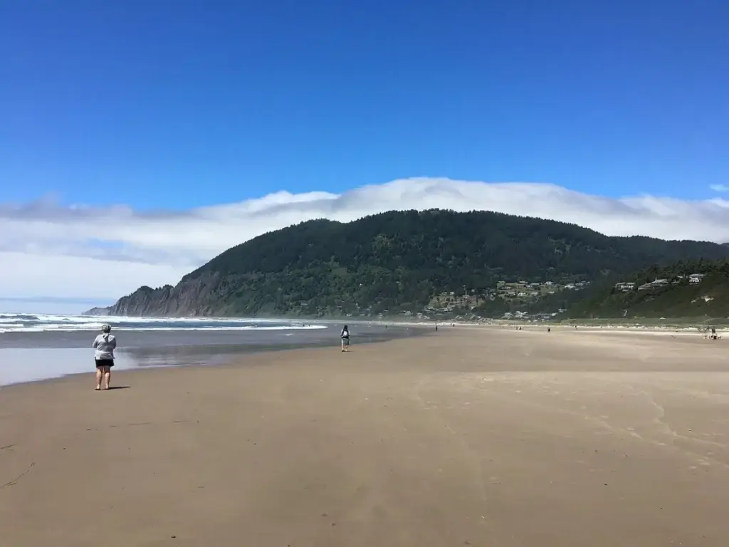 Neahkahnie Mountain viewed from Manzanita Beach
