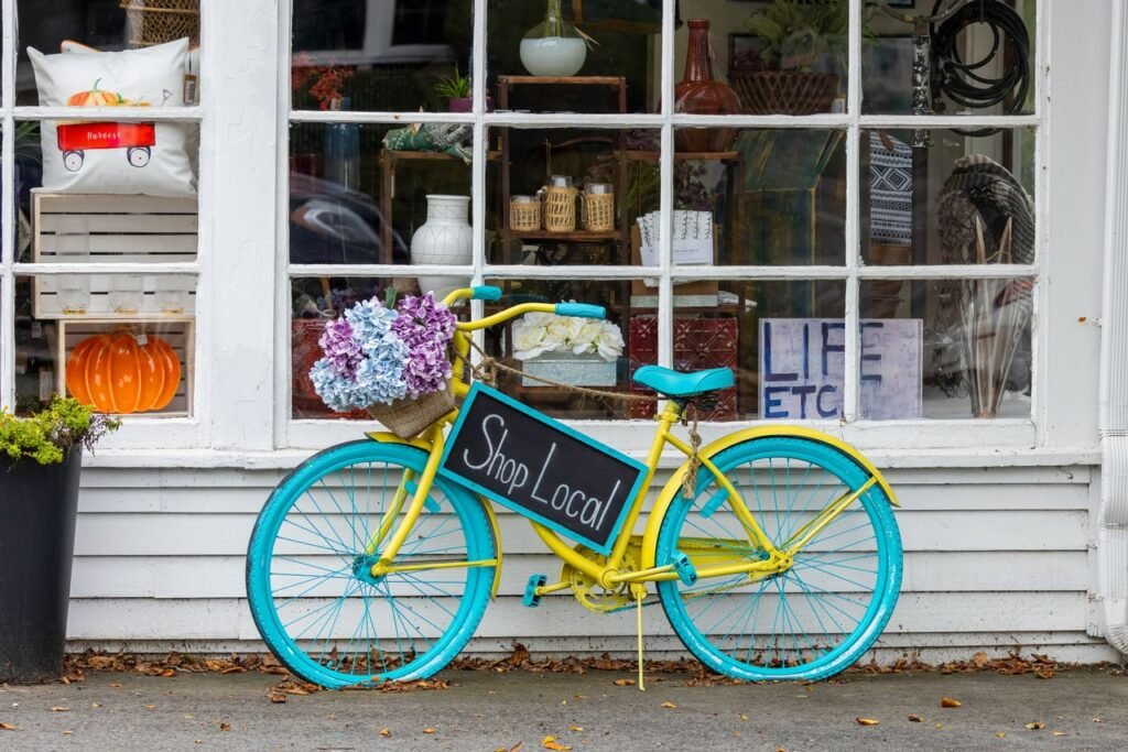 Local Oregon Coast small business scene