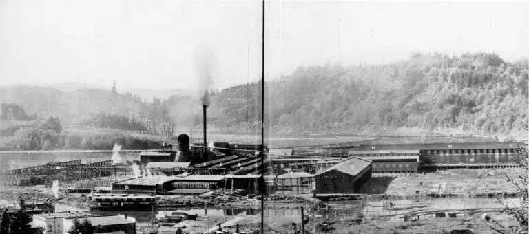 Historic Pacific Spruce Lumber Company mill on the Yaquina River in Toledo, Oregon
